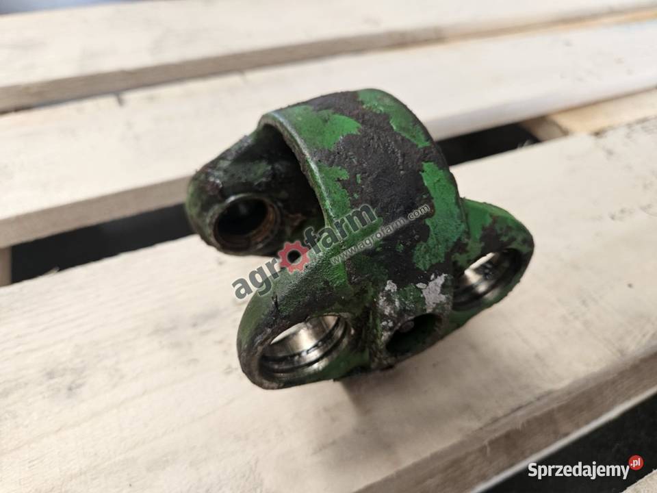 Łącznik półosi FWD John Deere 6220 6120 6420 Byków