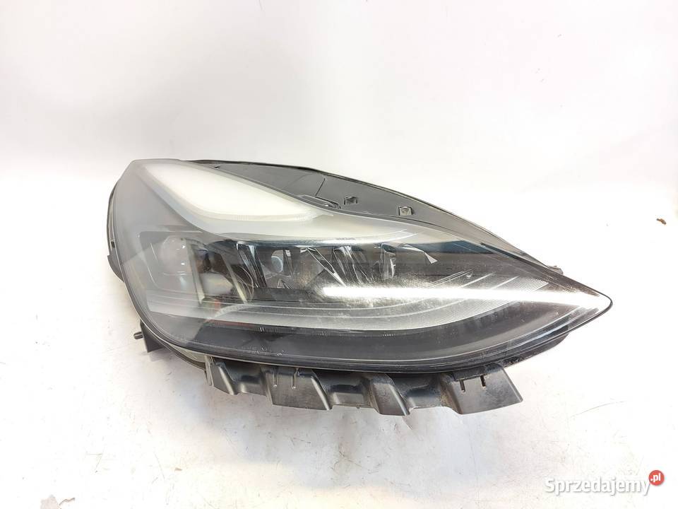 TESLA MODEL Y 2022r LAMPA PRAWA PRZÓD RHD