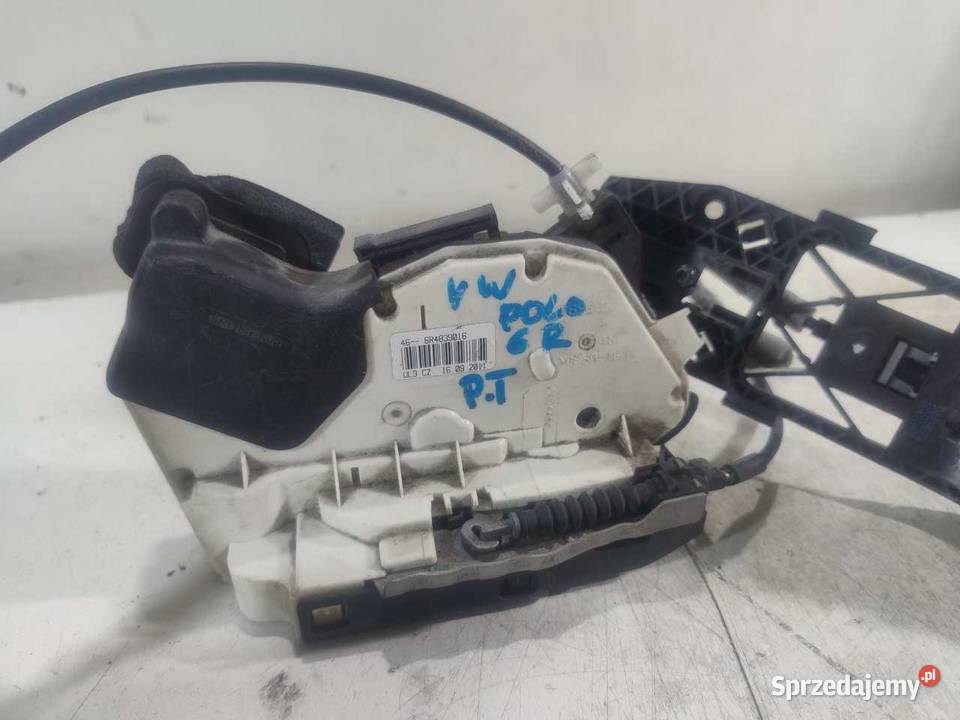 ZAMEK DRZWI PRAWY TYŁ VW POLO 6R4839016 osobowe wielkopolskie