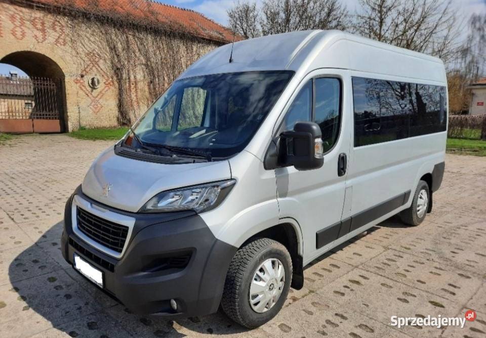 Wynajem busa 9 osobowego Białystok