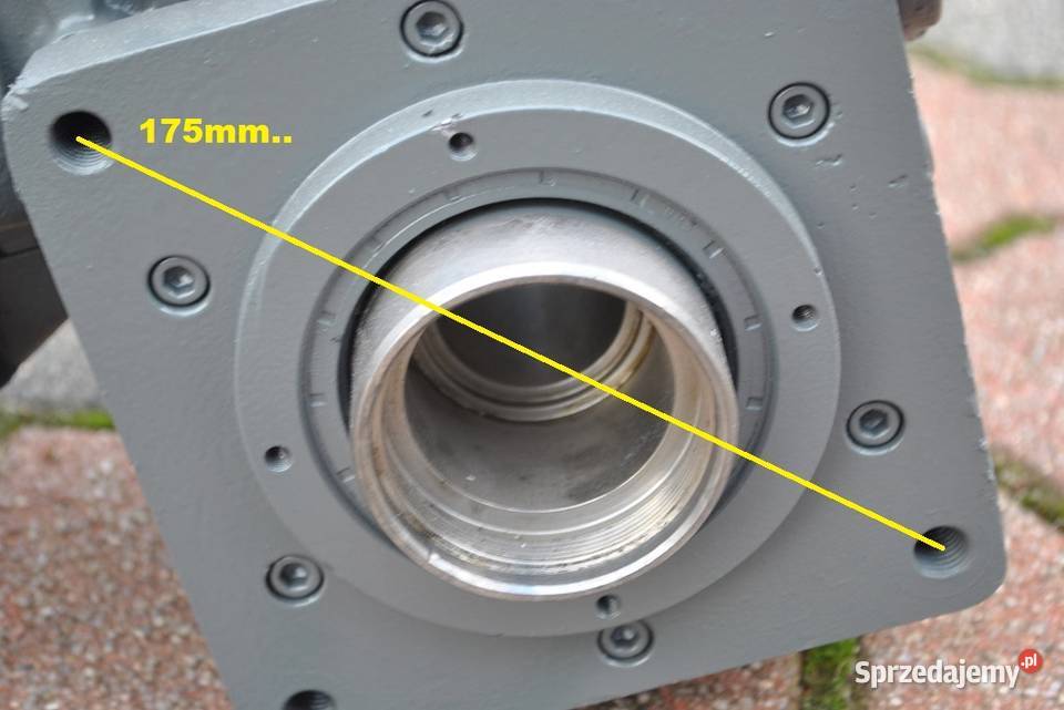 Motoreduktor kątowy 037kw 26obrmin LENZE lubuskie Kargowa
