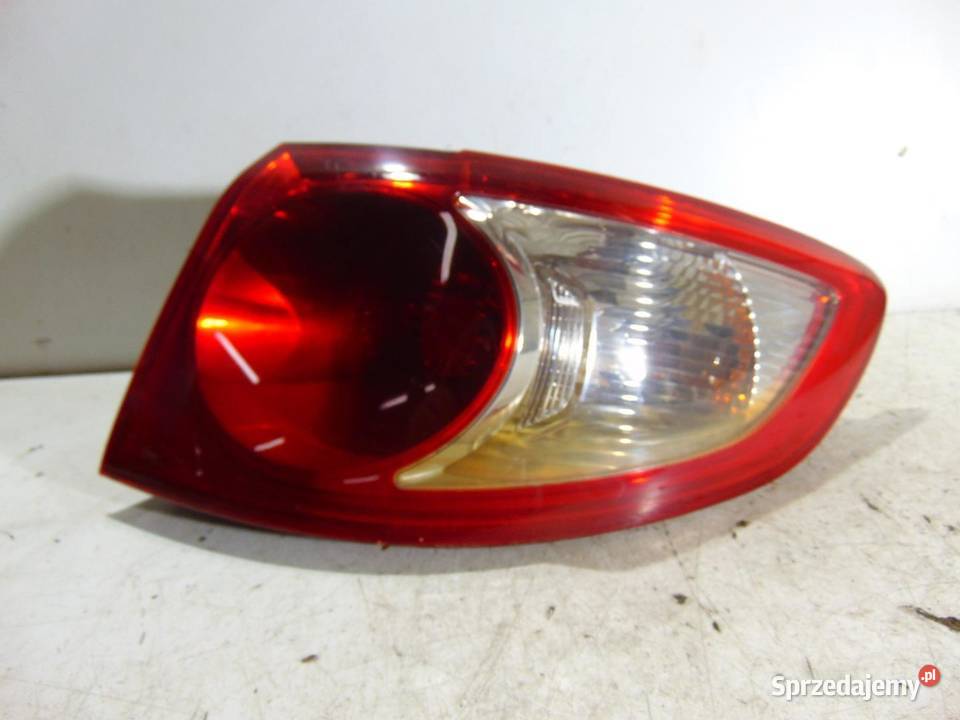 LAMPA PRAWA TYLNA TYŁ 4 PIN HYUNDAI SANTA FE II sprzedam
