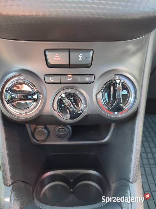 Peugeot 208 12 PureTech Sprzedaż z uczynkiem 22000km
