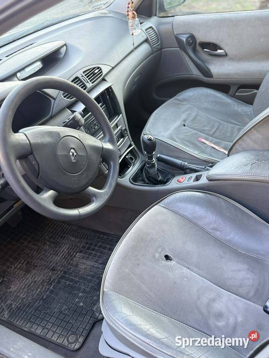 Renault Laguna II 19