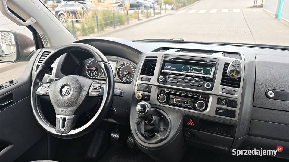 Volkswagen Caravelle 8 os 20TDI 140 Salon 1wł FV