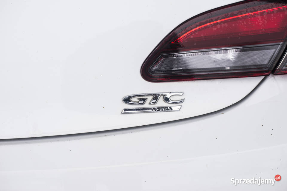 Opel Astra J Coupe GTC 130 Panorama Dach 2013 Bochnia