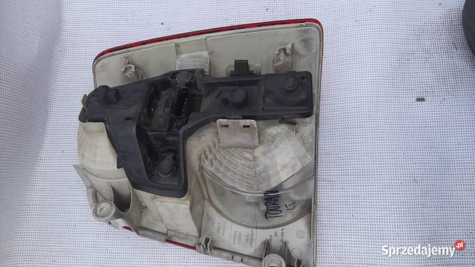 lampa tylna lewa lewy tył Volkswagen Touran I 1 lewe Oświetlenie Dębno