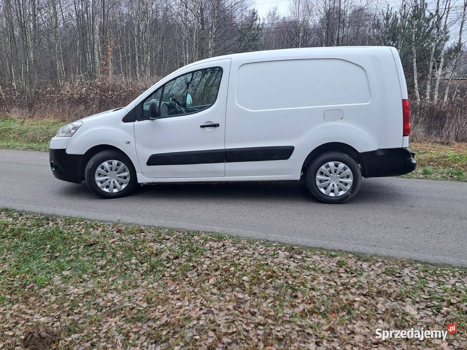 Sprzedam ładnego Peugeot Partner long 16 HDI 300000km Żyrardów