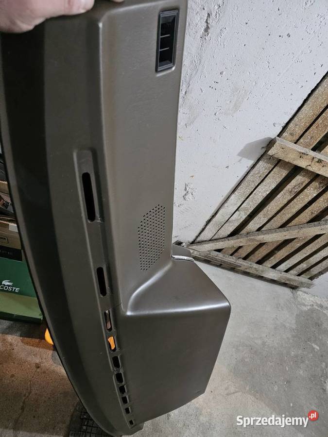 Vw Passat B2 32b deska rozdzielcza brązowa