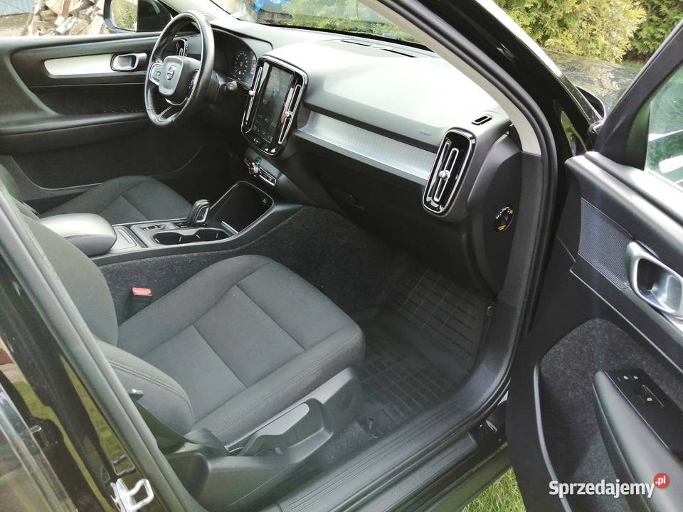 Volvo XC40 20TDI 2019 automat sprowadzony SUV XC 40 Chojnice