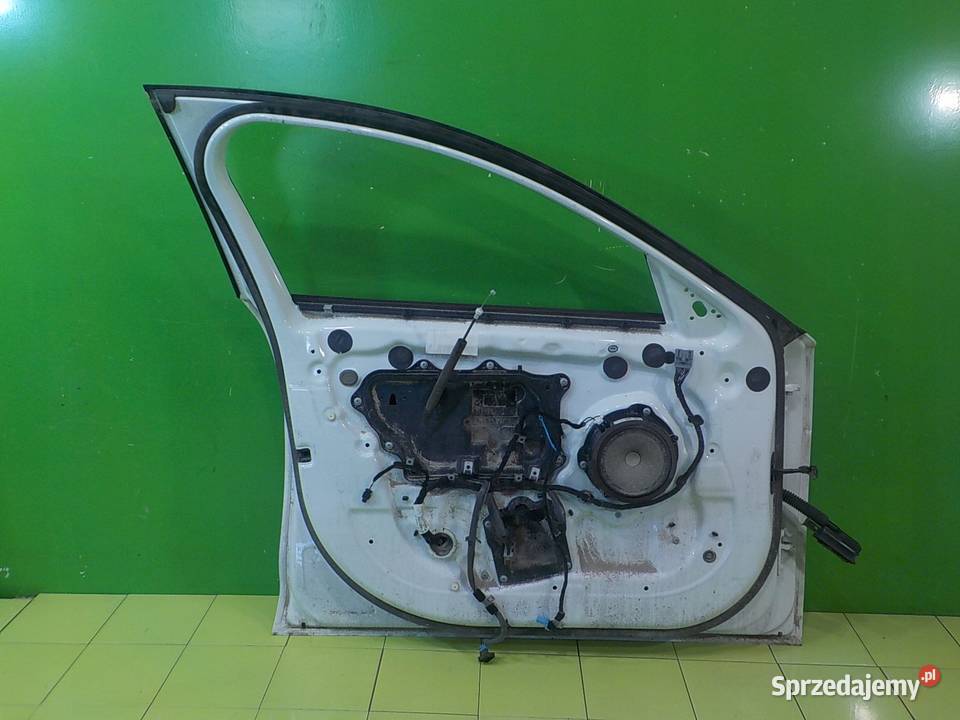 JAGUAR XE 20 D 15r SEDAN 4D drzwi lewe przod Suków sprzedam