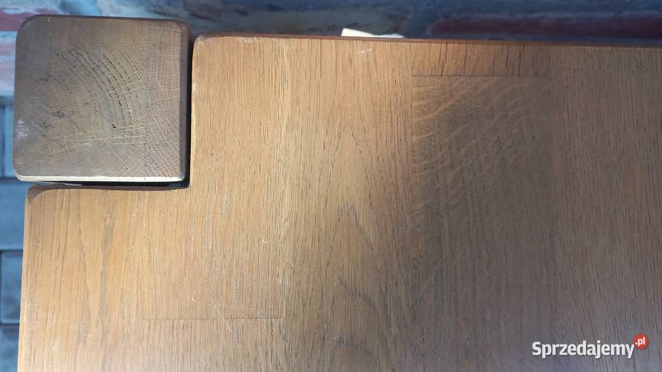 Dębowy stolik kawowy kwadratowy HH 724 Gawroniec