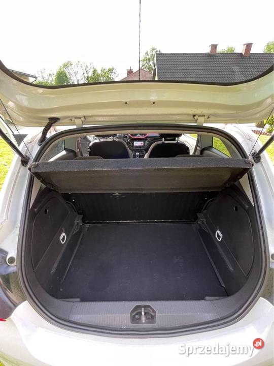 Opel Corsa E zadbany gotowy do jazdy Rok produkcji 2015 Kolonia Grabostów sprzedam