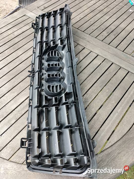 Oryginalny grill atrapa Audi A4B6 cabrio stan Chocianów