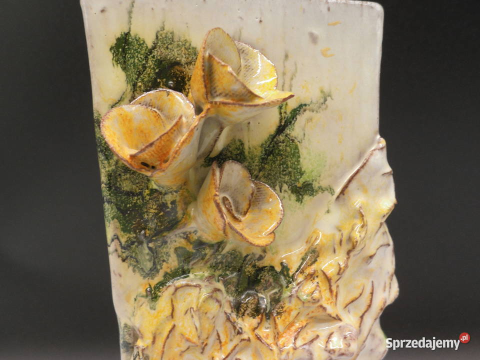 Oryginalny ceramiczny wazon trójwymiarowe motywy Porcelana i szkło Raszków