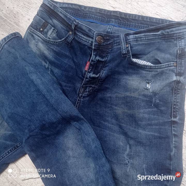 Dsquared2 jeansy W32 L 34 niebieskie Lubartów sprzedam