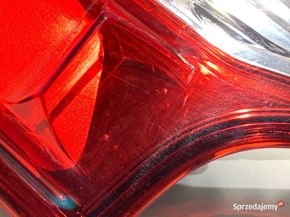 LAMPA PRAWY TYŁ NISSAN QASHQAI J11 Crossover