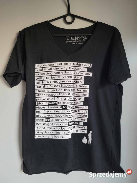 Czarny Tshirt z nadrukiem sprzedam