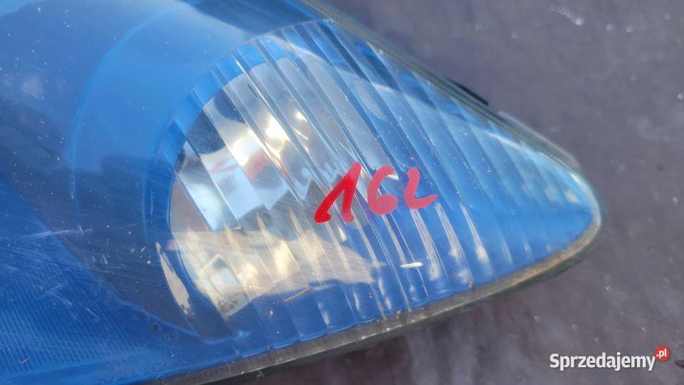 HONDA JAZZ FIT II 2 REFLEKTOR PRAWY LAMPA PRAWA