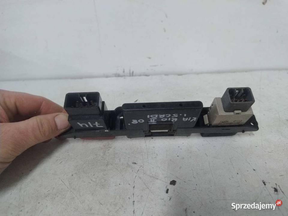WŁĄCZNIK ŚWIATEŁ AWARYJNYCH KIA RIO II