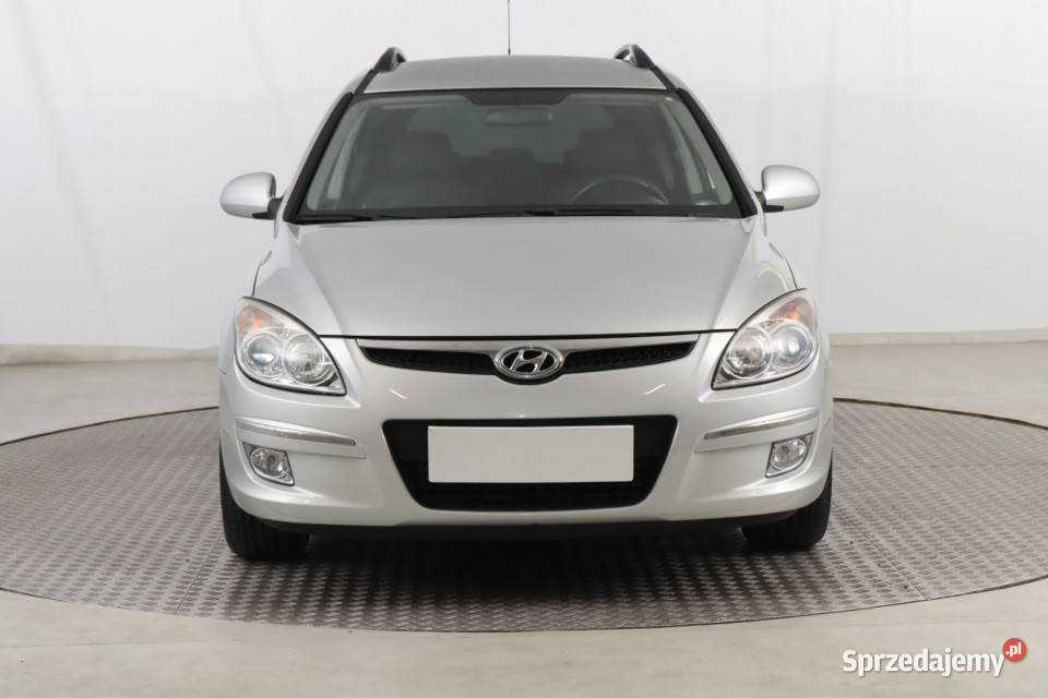 Hyundai i30 16 CVVT Rok produkcji 2008 Zabrze