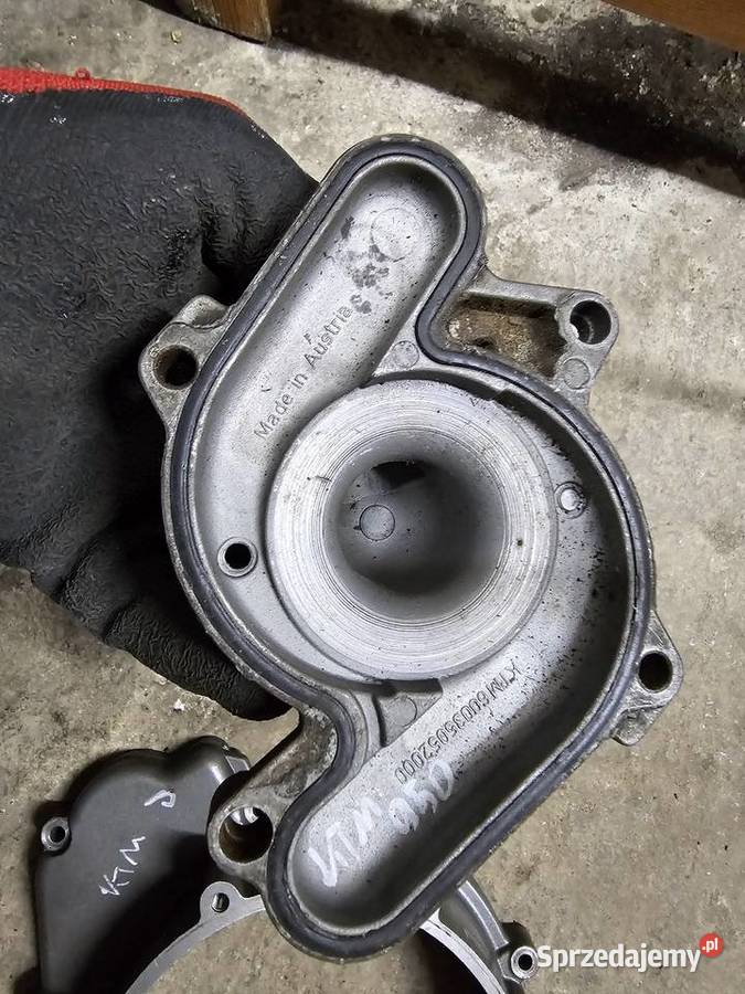 KTM 950 pokrywa pompy wody dekiel kapa osłona Jelenia Góra