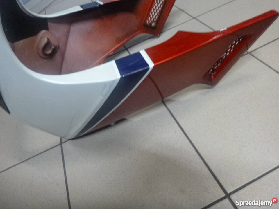 Czasza czacha plastik owiewka Honda VF 750 F Elementy nadwozia Jawiszowice