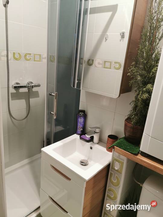 Sprzedam mieszkanie Kawalerka z balkonem piwnica Warszawa