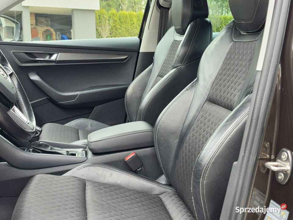 koda Karoq 20 TDi 150 DSG 4x4 STYLE Salon światła do jazdy dziennej Skępe