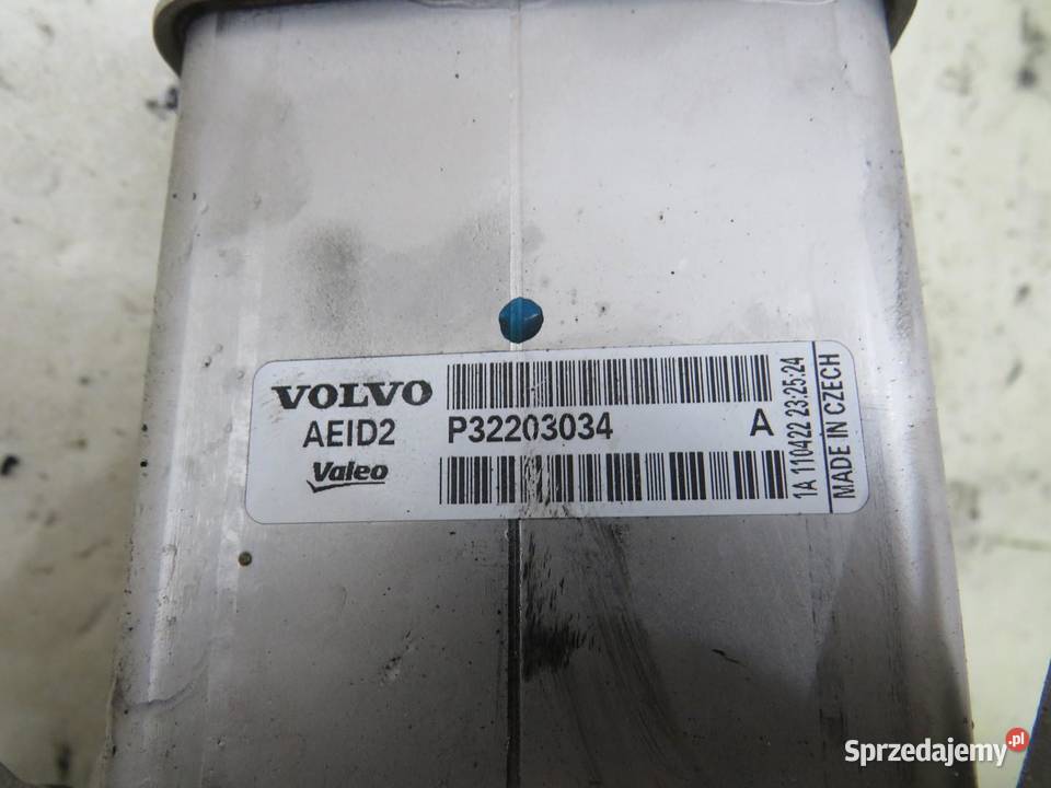 ZAWÓR EGR CHŁODNICA SPALIN VOLVO V40 II 20 D4 osobowe