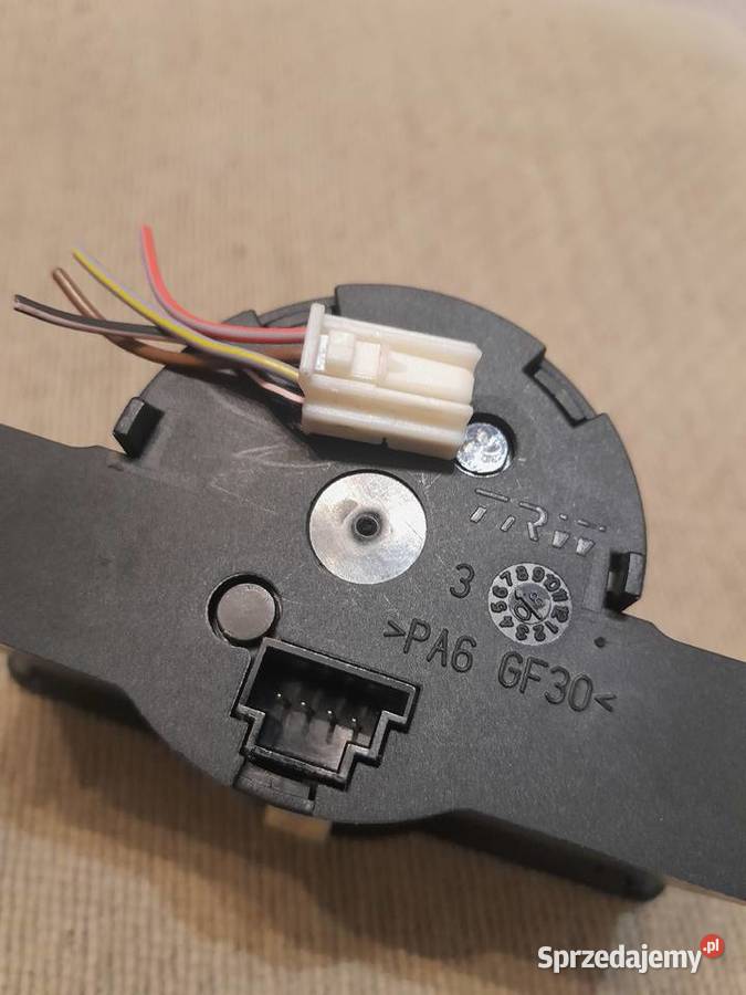 W204 włącznik świateł A2045452204 pomorskie