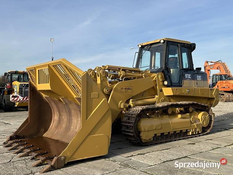 ŁADOWARKA GĄSIENICOWA MARKI CATERPILLAR 973C Tuliszków