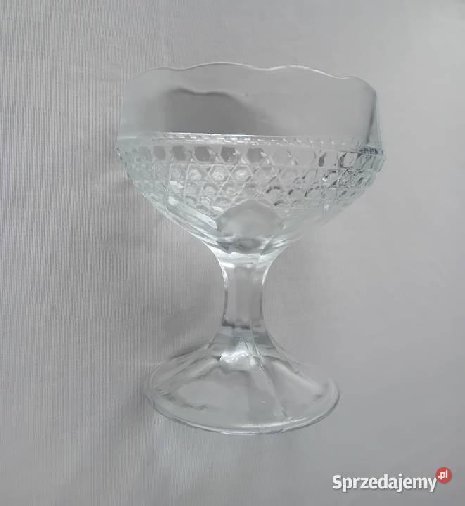 Pucharek cukiernica na stopie model Kwiatek HSG wielkopolskie Koźminek