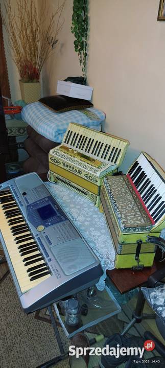 Sprzedam akordeony organy yamaha psr 1100 Elektronika