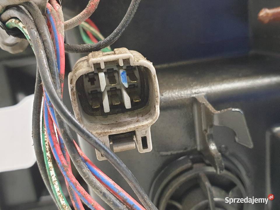 LAMPA PRAWA Chevrolet Equinox 0409r TYLNA prawy osobowe lubelskie Rudka