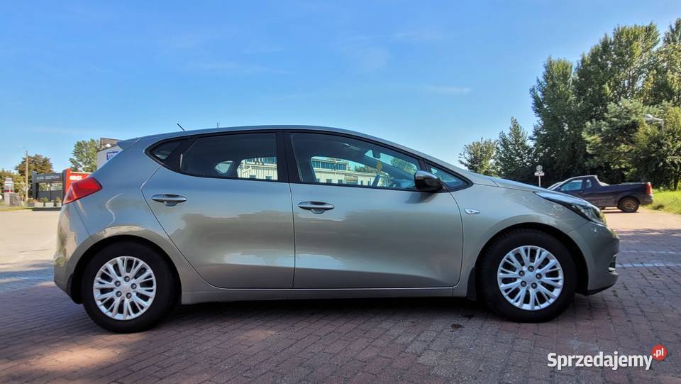 KIA Cee'd 1,6 GDI hatchback hak druga właścicielka