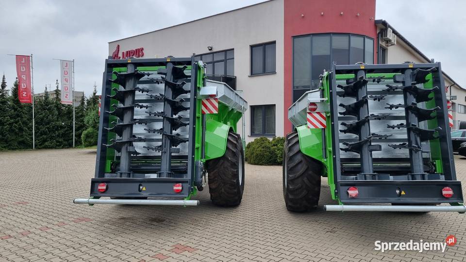 Rozrzutnik obornika jednoosiowy 12 ton Kredyt nieuszkodzony