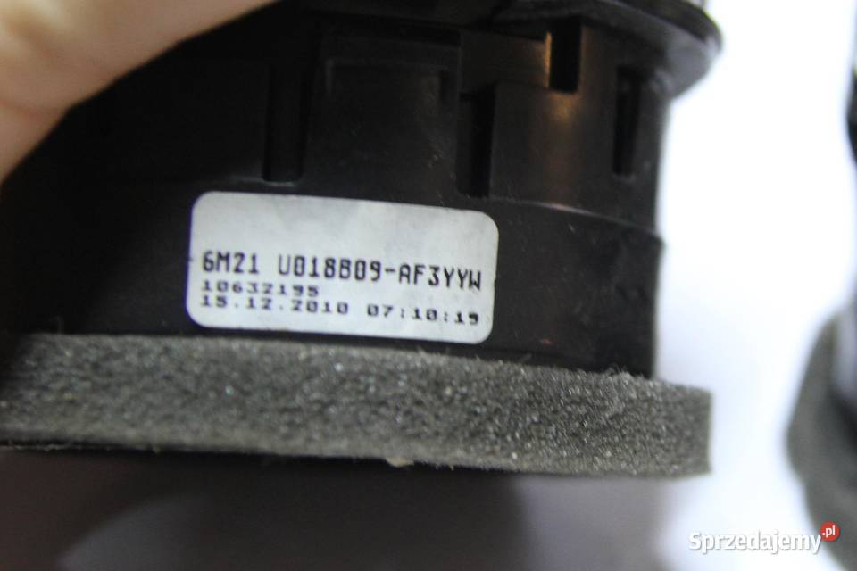 Kratka nawiewu Ford S 6M21 U018809AF3YYW osobowe mazowieckie Wiązowna sprzedam