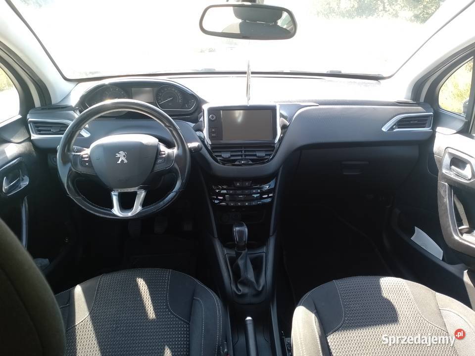 Peugeot 208 benzyna gaz2017 Straszęcin sprzedam