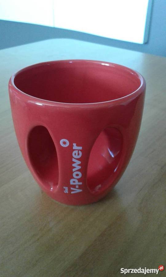 Czerwony kubek shell