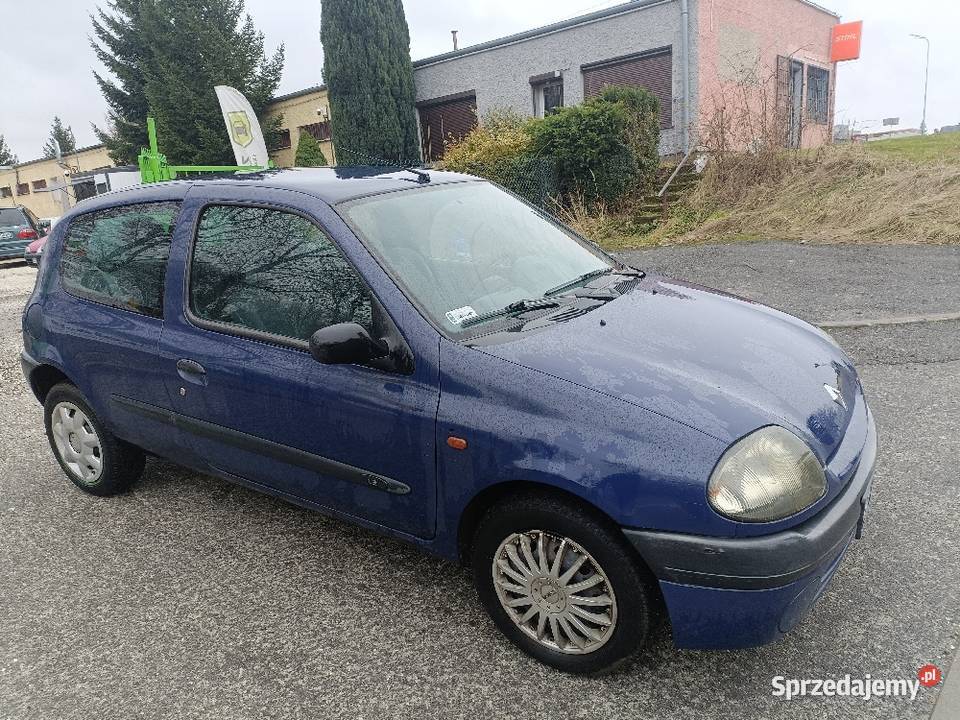 Renault Clio 1.2 ekonomiczny do jazdy opłaty do Czerwca