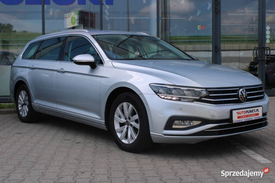Volkswagen Passat 2022r FVAT23 DSG FullLED Motoryzacja