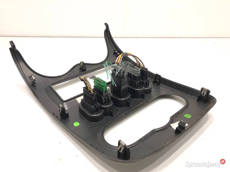 PRZEŁĄCZNIK SZYB DACIA DUSTER 1018 SUV WŁĄCZNIK