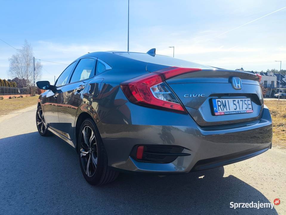 Honda CIVIC Salon Polska serwisowany w ASO Rok produkcji 2018 Mielec sprzedam