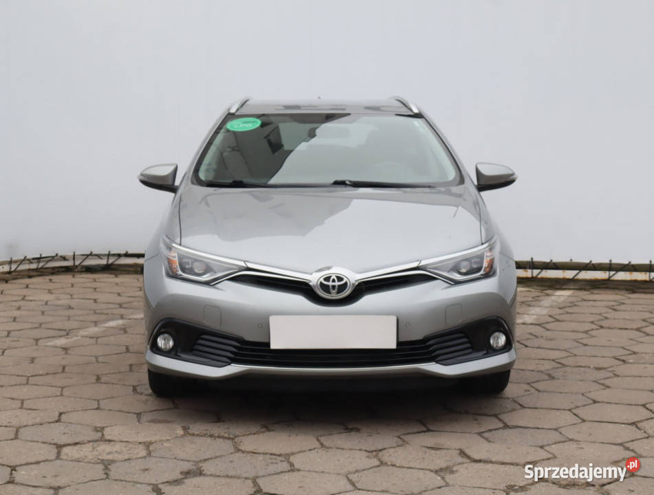 Toyota Auris 16 Valvematic srebrny Toyota Łódź