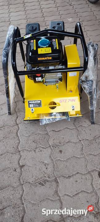 Zagęszczarka gruntu KOMATSU GTZ 744 podkarpackie Przeworsk