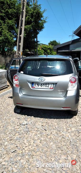 Toyota Corolla Verso szary małopolskie Nowy Sącz