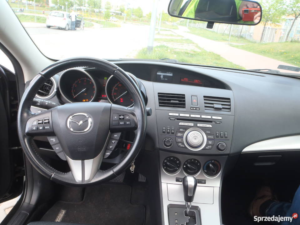 Mazda 3 2.5 benzyna czarna USA zarejestrowana stan bdb