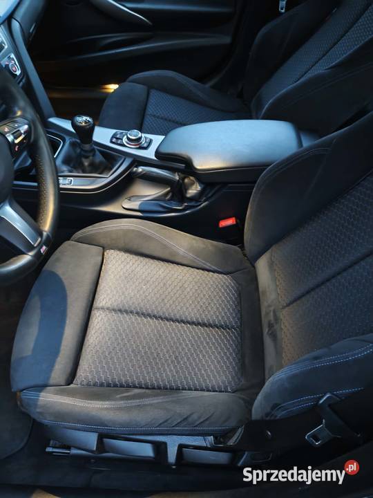 BMW 320d xDrive MPakiet Fabryczny Estoril Blue przyciemniane szyby Strzyżów