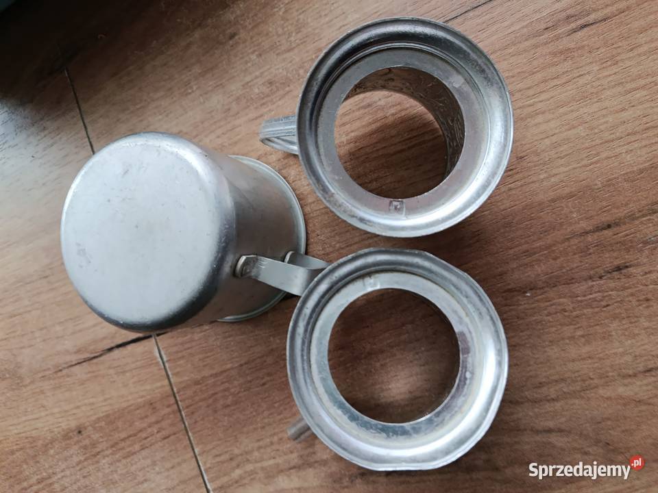 Sprzedam dwa uchwyty i kubek aluminium z prl